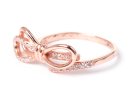 A beautiful gold ring 