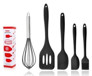 A set of kitchen utensils 5 elements - black