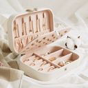 Casket, jewelery box - beige