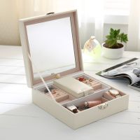 Casket, jewelery box - white