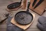 Cast iron frying pan with wooden board Grada 22cm