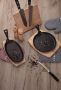 Cast iron frying pan with wooden board Grada 22cm
