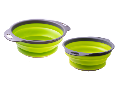 Folding silicone strainer for the sink