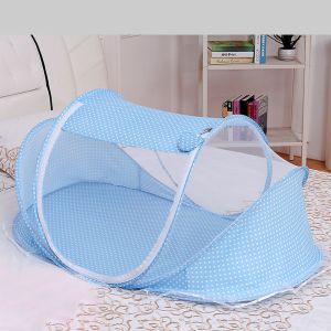 Folding travel cot with mosquito net - blue
