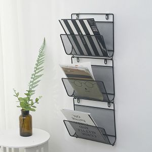 Hanging newspaper holder - black