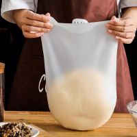 Kneading bag