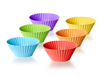 Komplet 6 silikonowych miseczek na ciasto