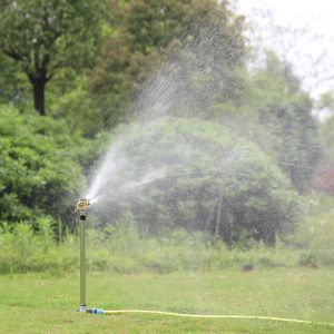 Metal garden sprinkler pulsating high
