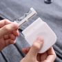 Mini manual clothes shaver - white