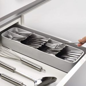 Organizer for cutlery in the drawer - large