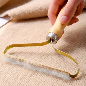 Pilling comb shaver for clothes sweaters