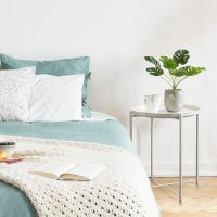 Round metal table Loft style - white