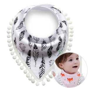 Scarf with pompoms for a child - black and white feathers
