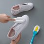 Shoe brush