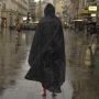 Waterproof picnic blanket with raincoat - black