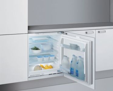 Whirlpool ARG 585 fridge Built-in 144 L White